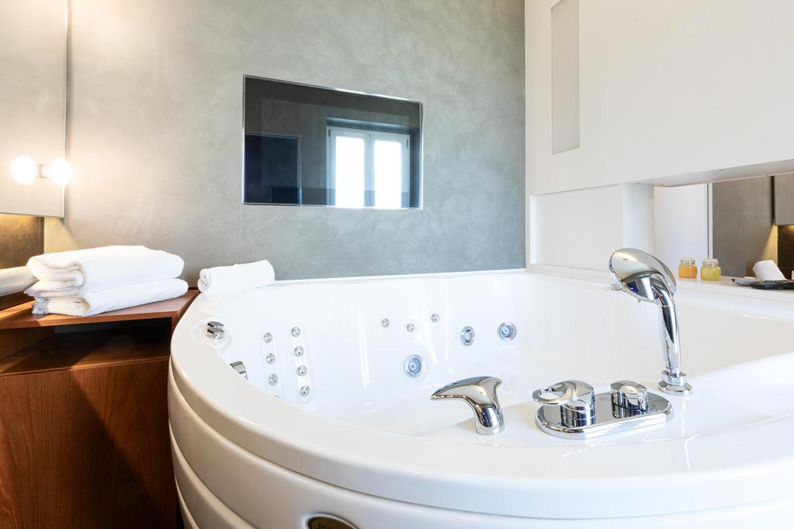 Citta Studi Terrace Suite With Jacuzzi - Top Collection Mediolan Zewnętrze zdjęcie